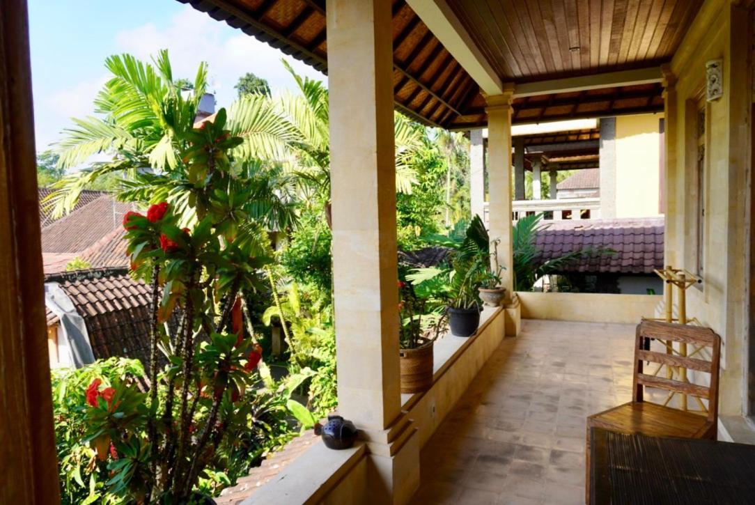 ウブド Matahari House Bed & Breakfast エクステリア 写真