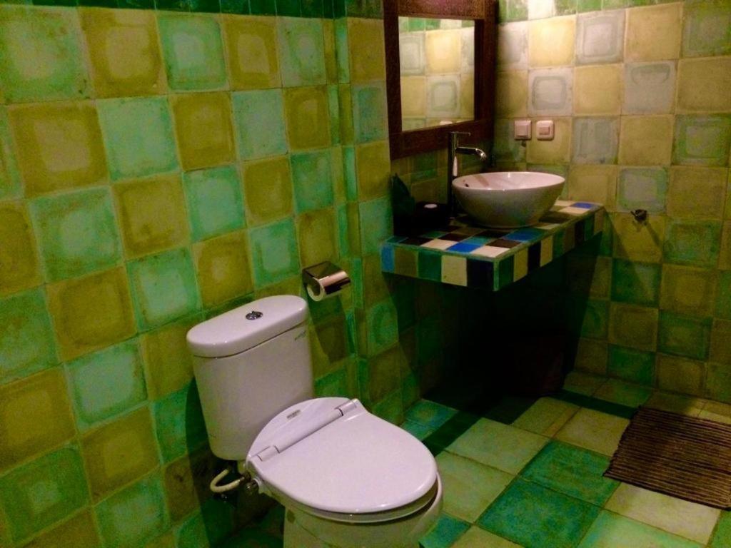 ウブド Matahari House Bed & Breakfast エクステリア 写真
